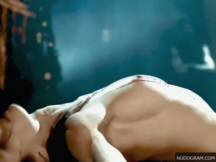 Hot chicks naked celebrities