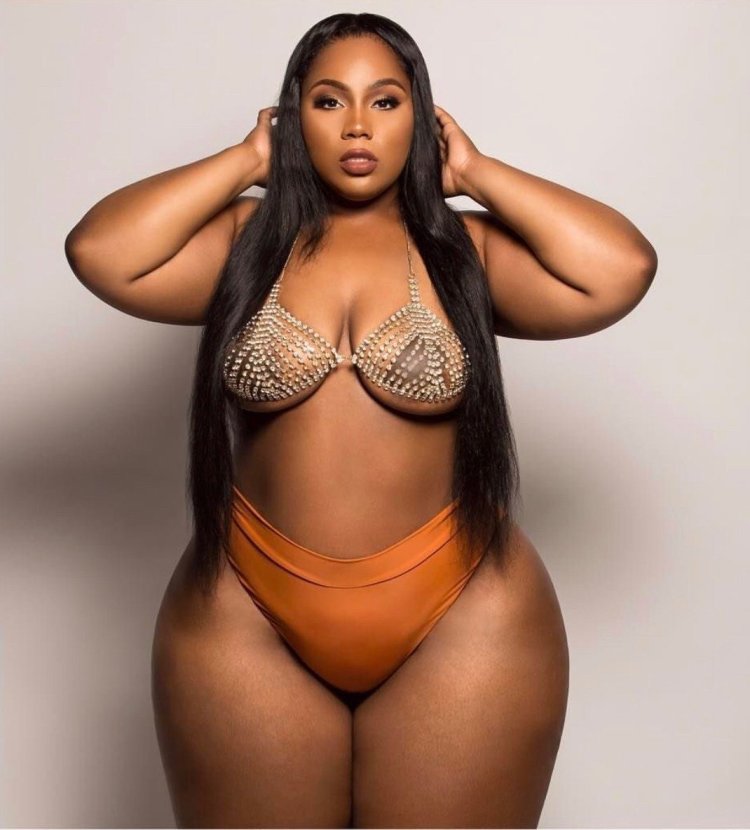 Holly Jackson Showing Her Goods