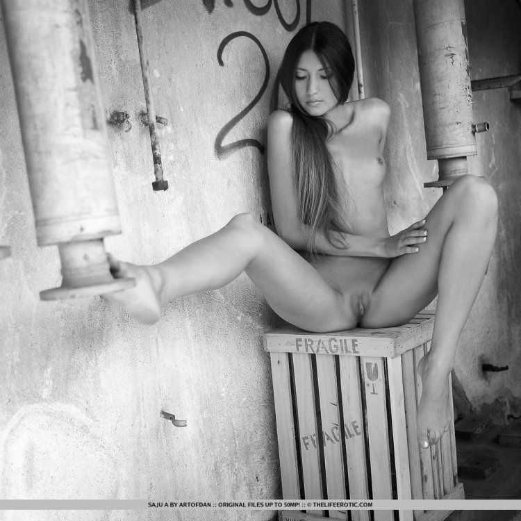 Erotic photos of girls