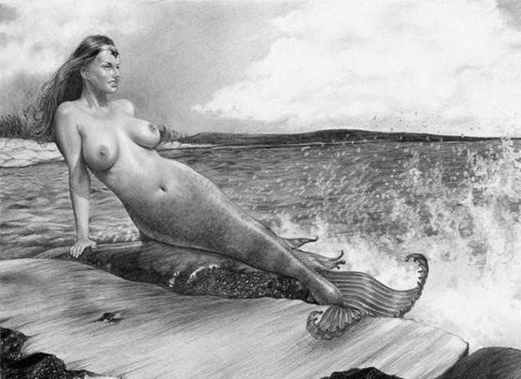 The drawings with a pencil are naked