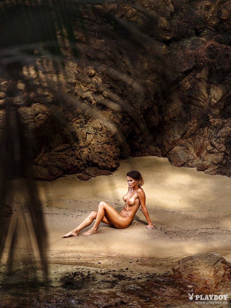 Maria Berezovskaya Gene Oryx Nude