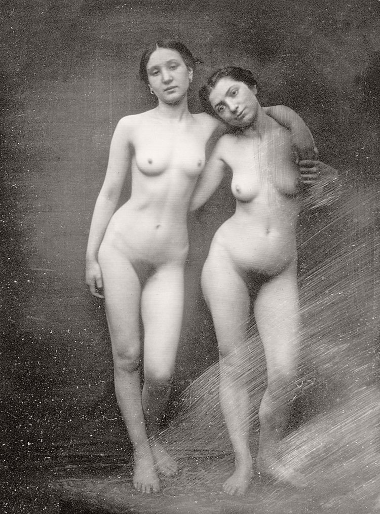 Beautiful naked women of the 20th century