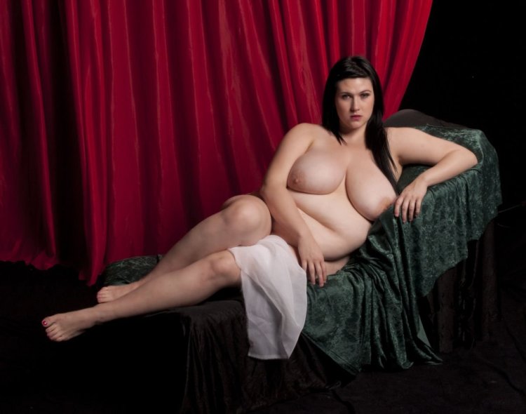 Michelle Mendes Plus saz naked