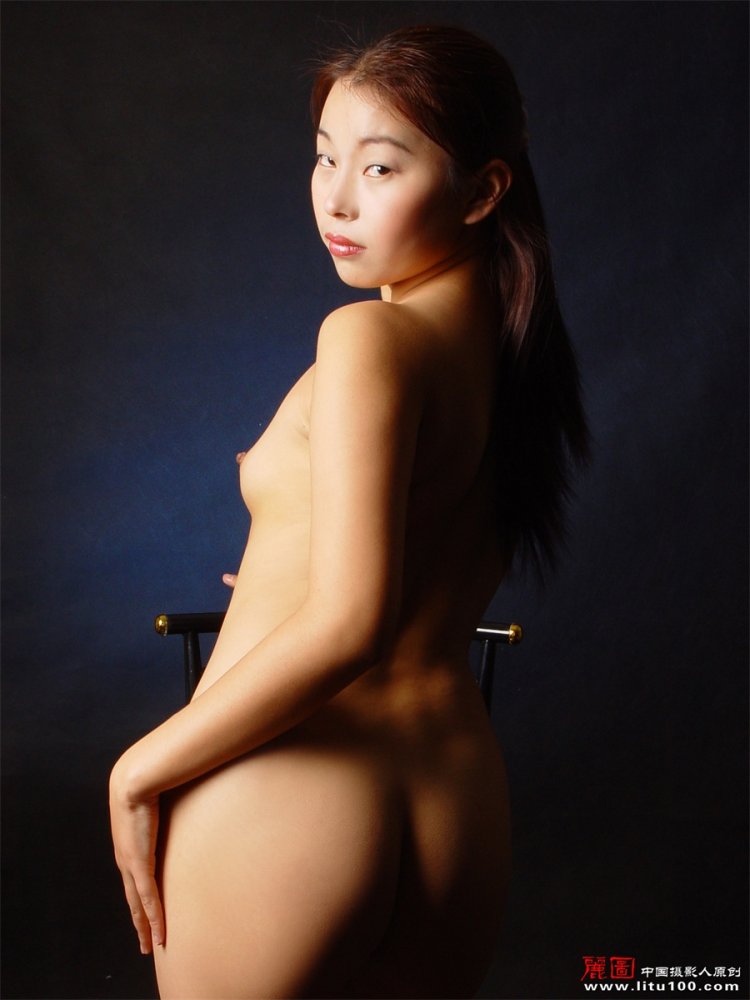 Naked Chinese girls