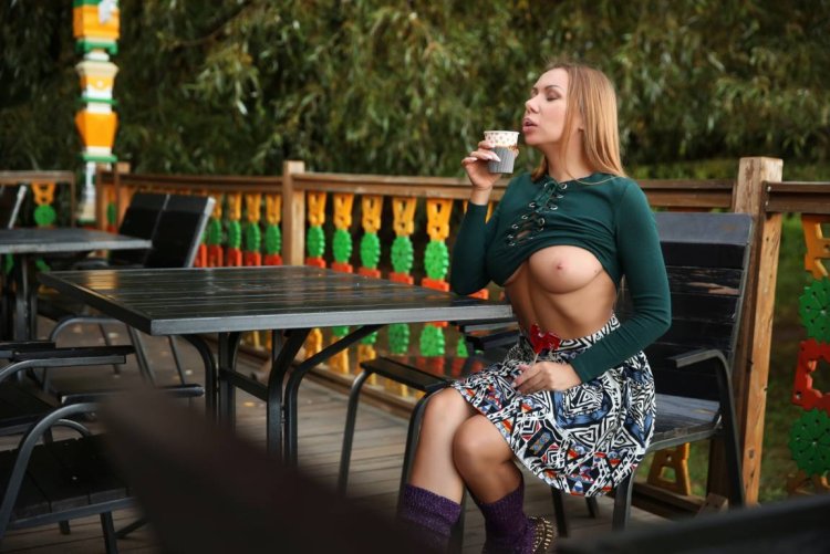 Alice Bukhtoyarova model