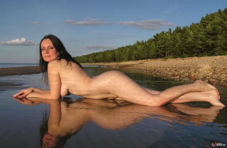Naked Alysha a Estonian model