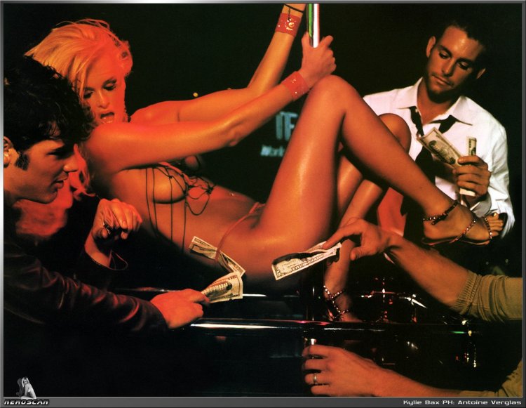 Porn actress Bonnie Kis