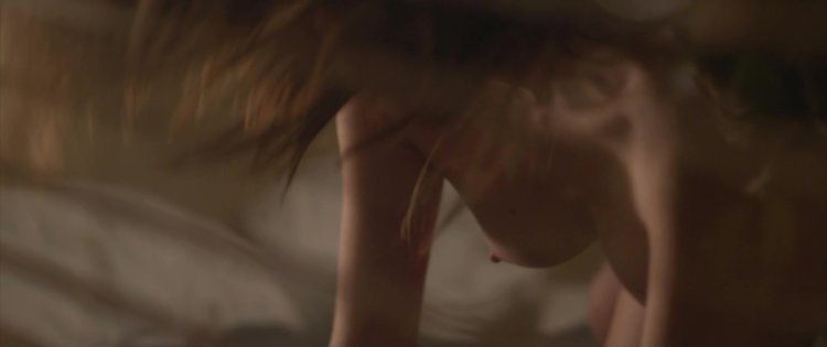 Sarah Malakul Lane in the movie Akulminog