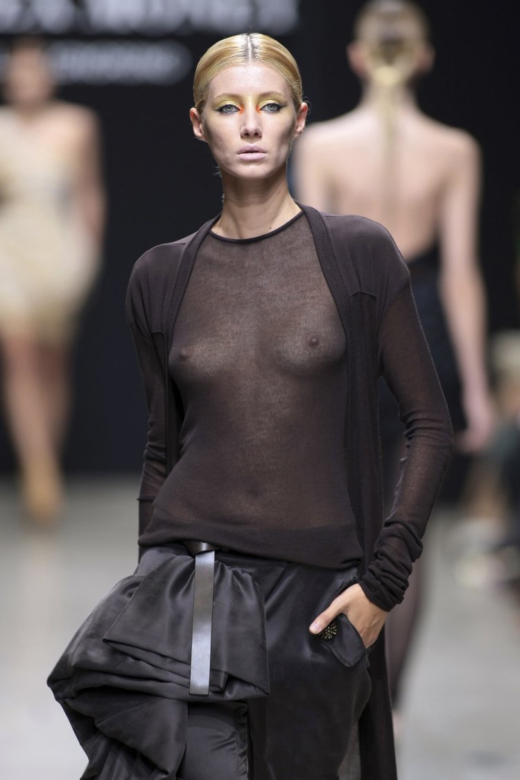 Caroline Trentini Naked