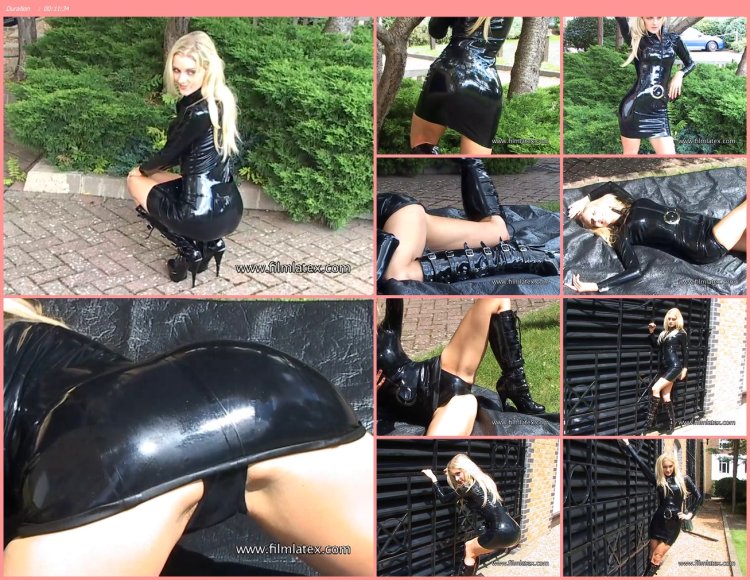 FaceSitting in leather pants