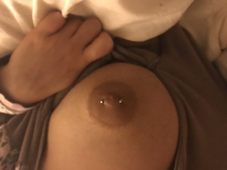 Demi Rose naked without panties