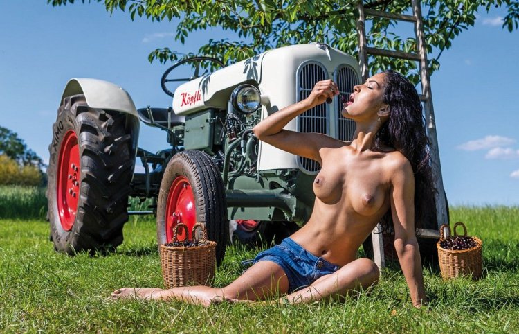 Girls naked and tractor