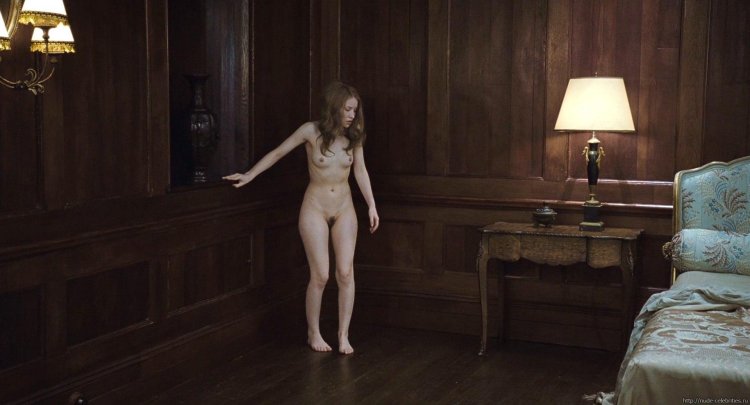Emily Browning Sleeping Beauty 2011 Naked