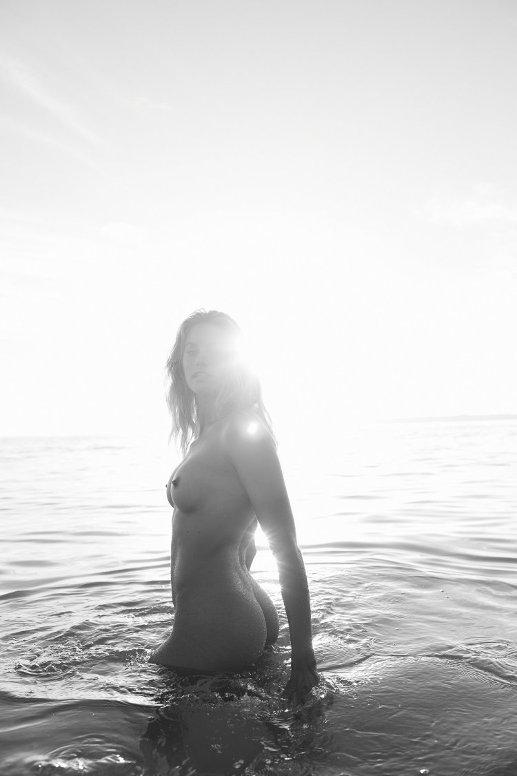 Natalie Jane Roser Naked