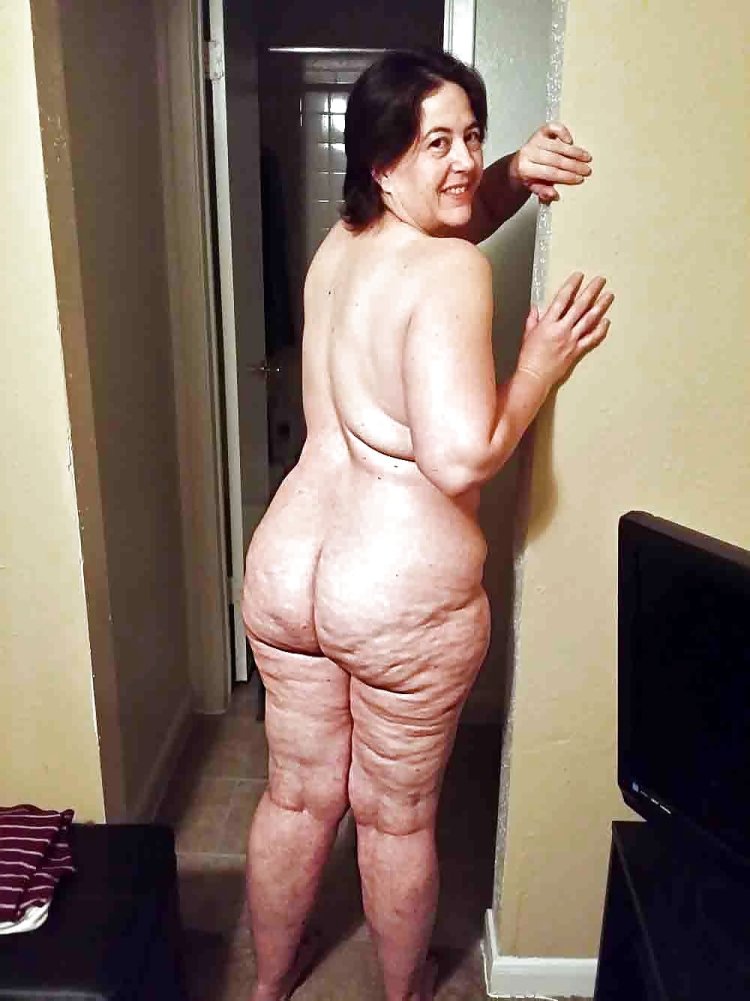 London Andrews Model Naked