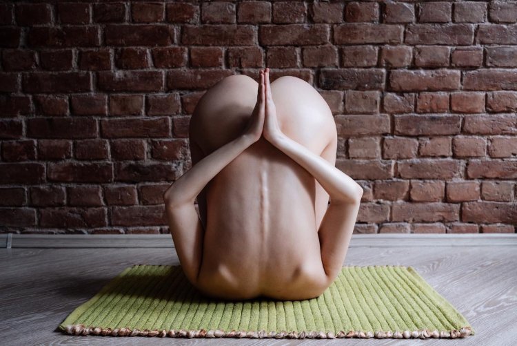 Ksenia Tretyakova Yoga 2