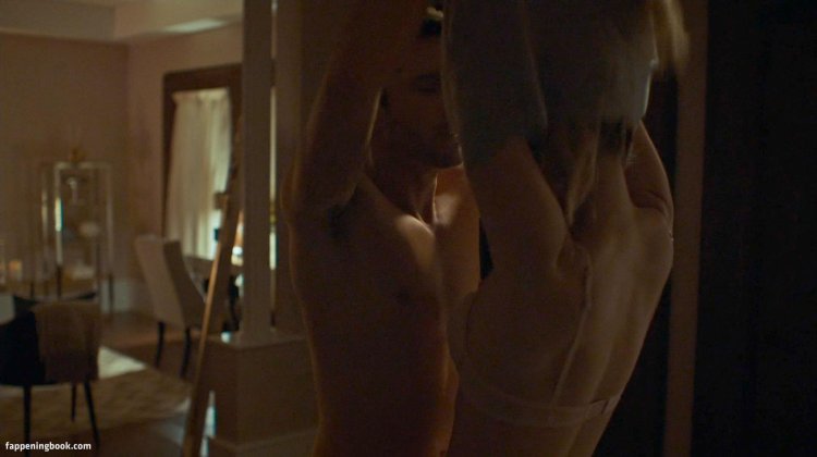 Willa Fitzgerald Jack Reacher Naked
