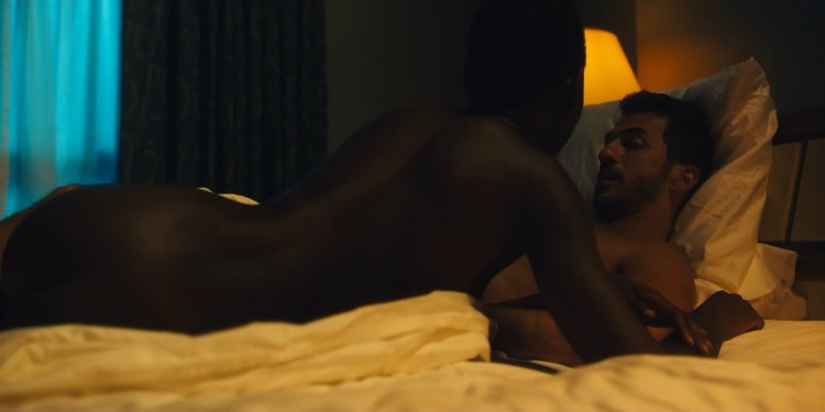 Jada Fire chocolate hole