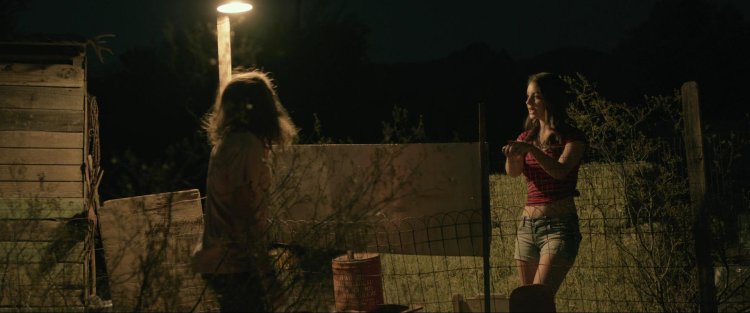 Naked Adelaide Kane in Teen Wolf Ancensored