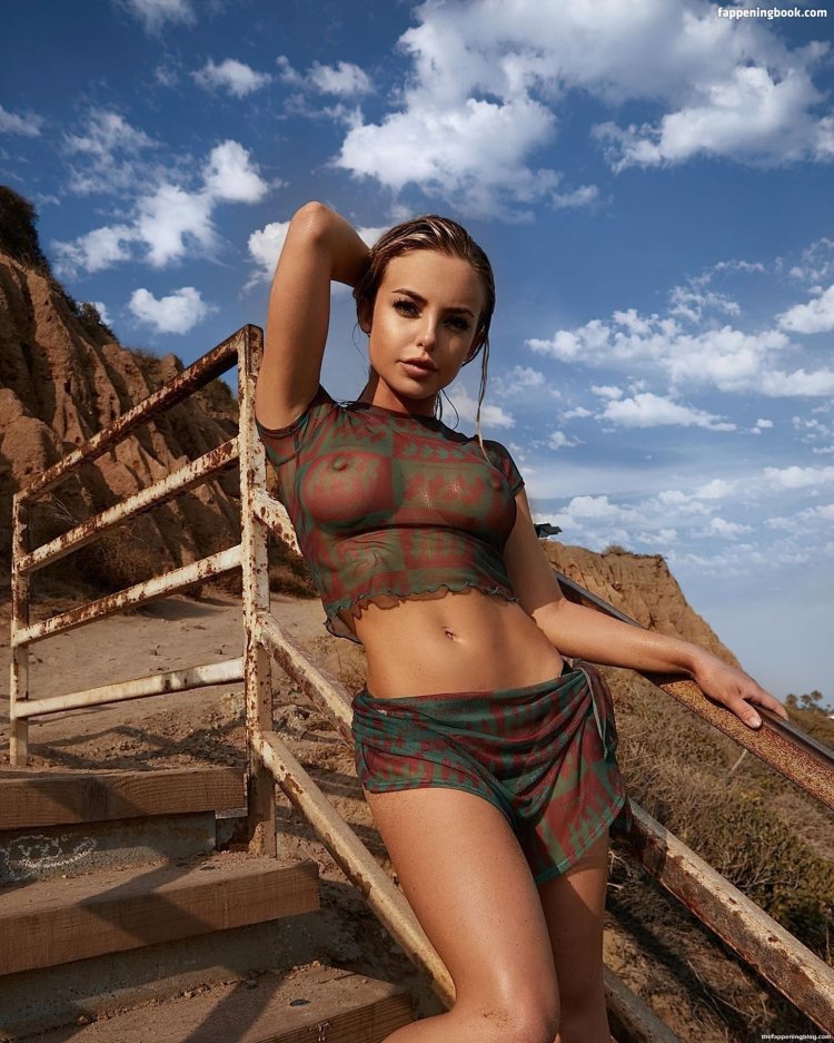 Onlifans Emma Kotos Nude