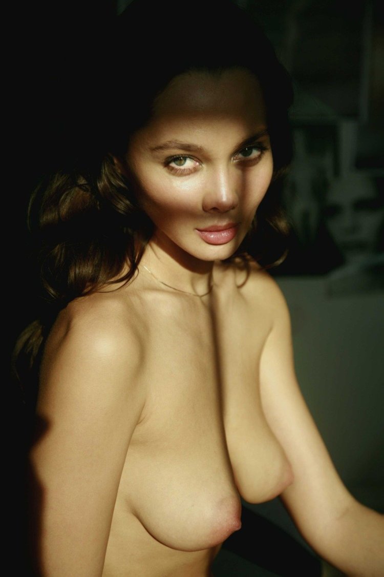 Lidia by Mike Dowson