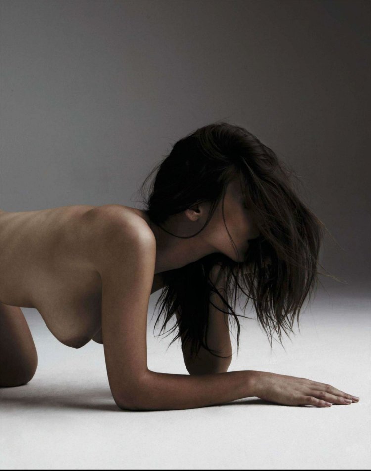 Emily Ratyakovsky breasts