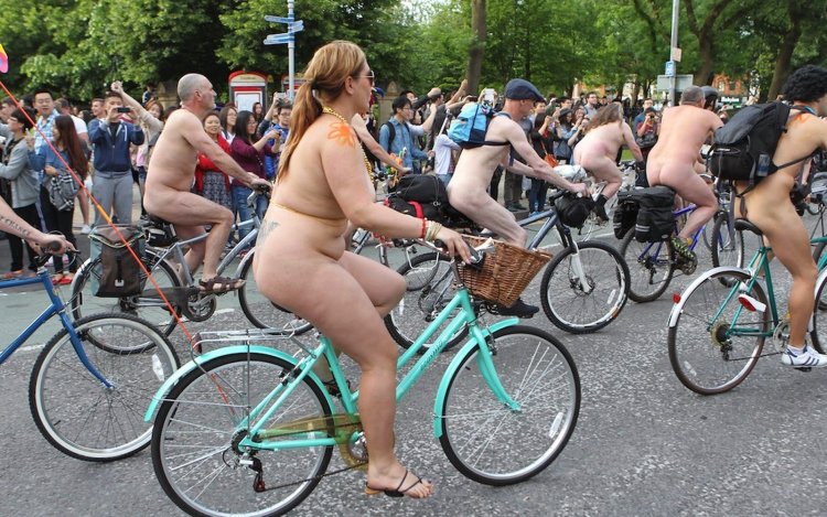 Naked bike racket in London