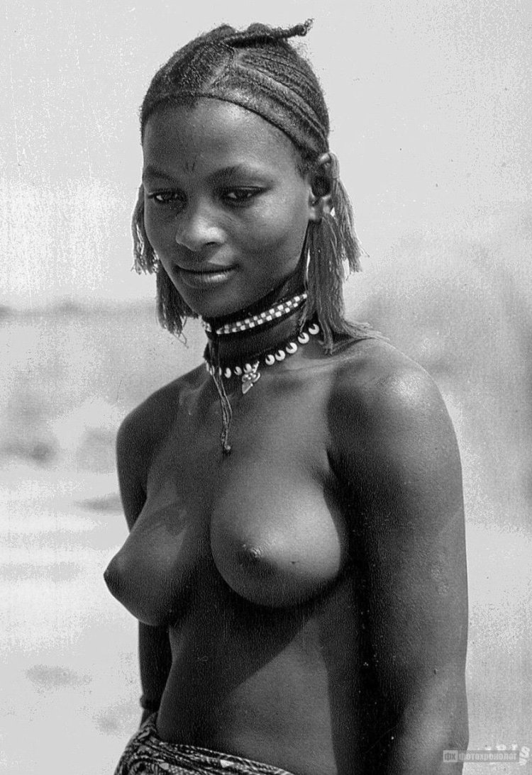 Naked women are black women