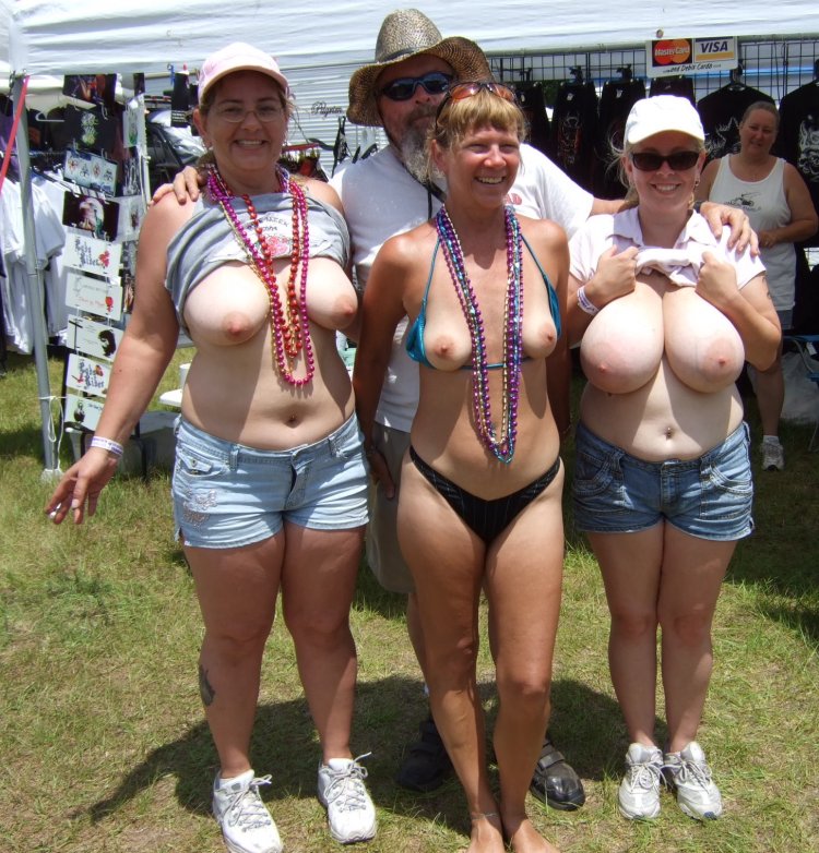 Lydia Top Heavy Amateur Lydia Tits