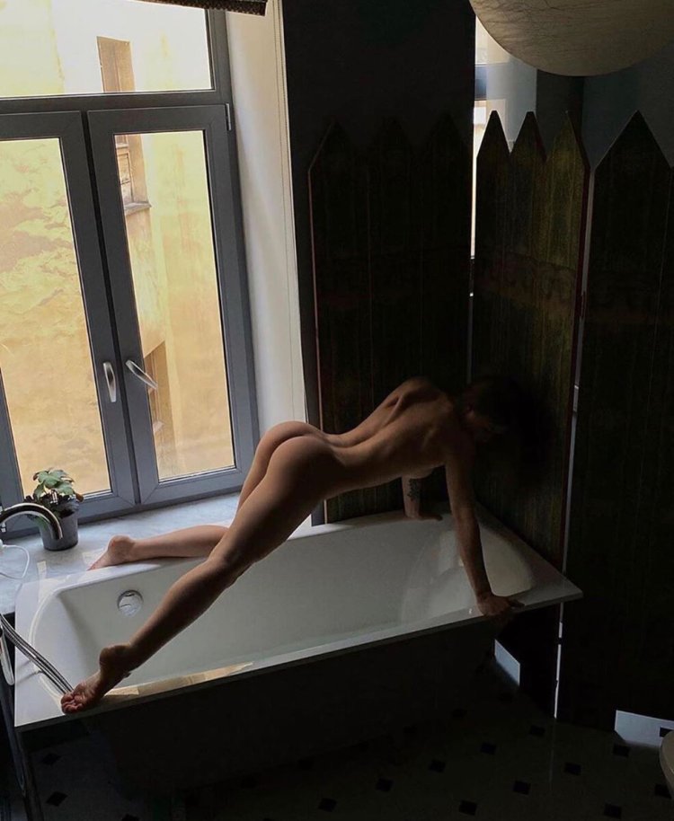 Anastasia Mironova @mironovanastasiia