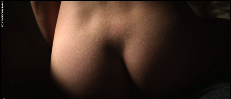 Nikki Reed Naked Actress