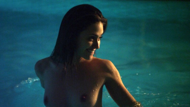 Emmy Rossum Naked Vagina