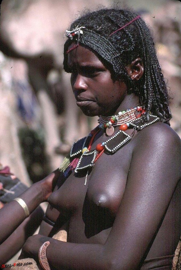 Girls of African tribes without clothes