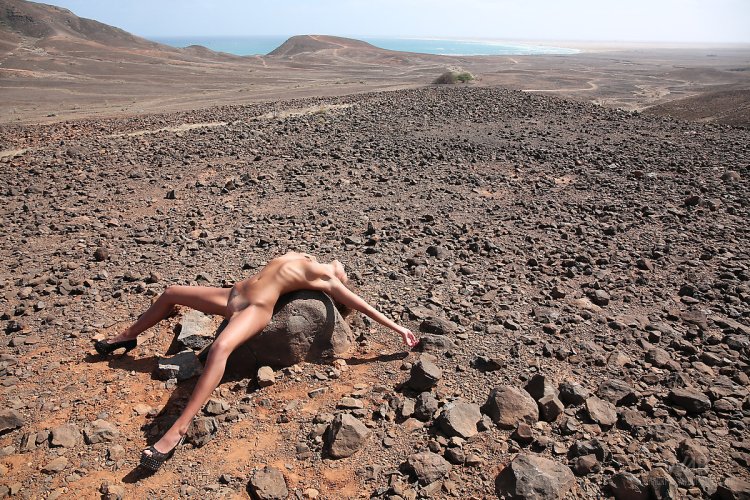 Girl in the desert naked