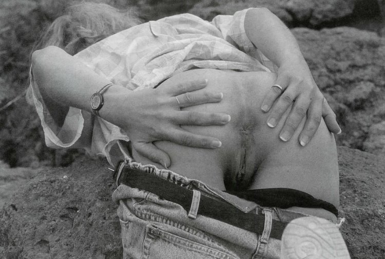 Grunting girls in the ass