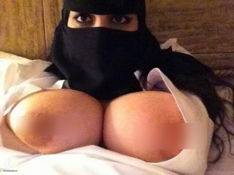 Arab with big tits