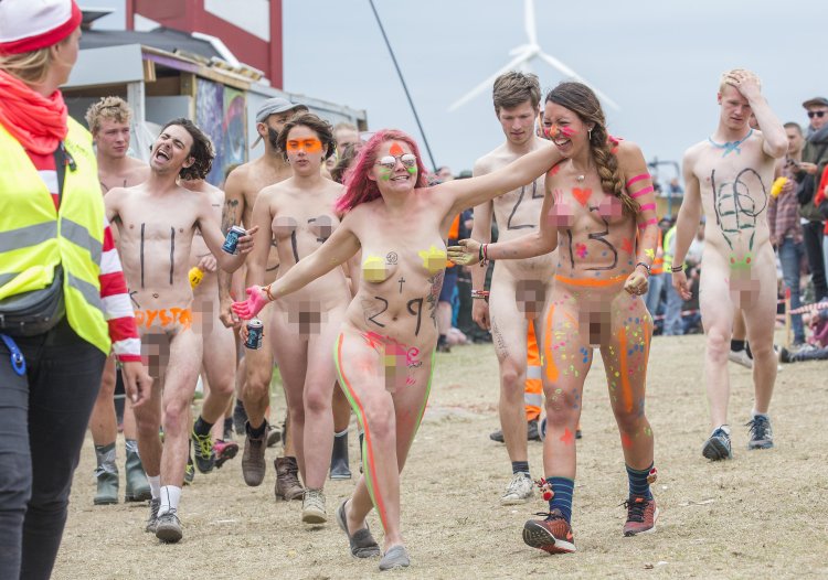 Retro aerobics naked