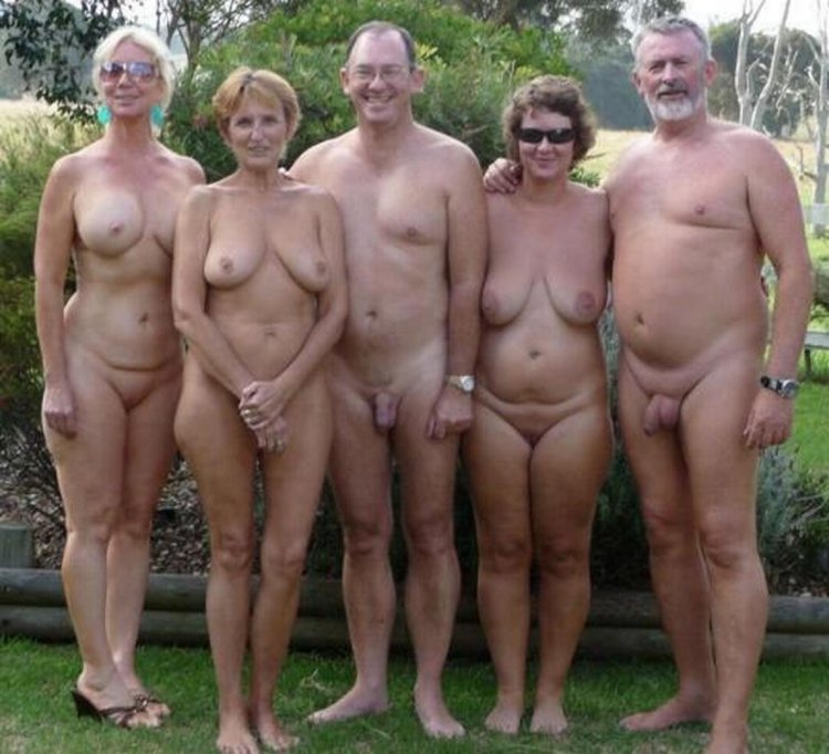 Many naked elderly women