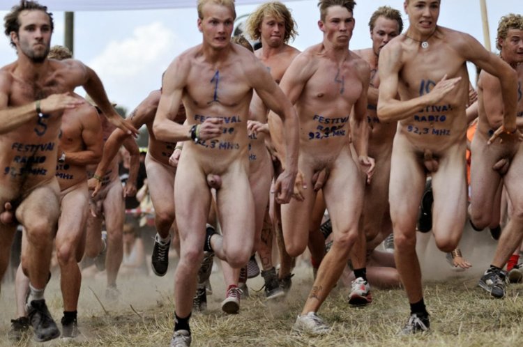 Run of naked men without panties