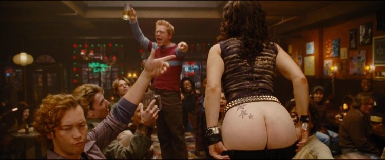 Idin Menzel photo naked