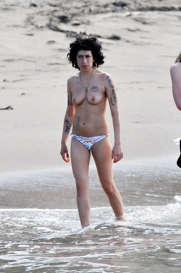 Amy Winehouse scandalous photos
