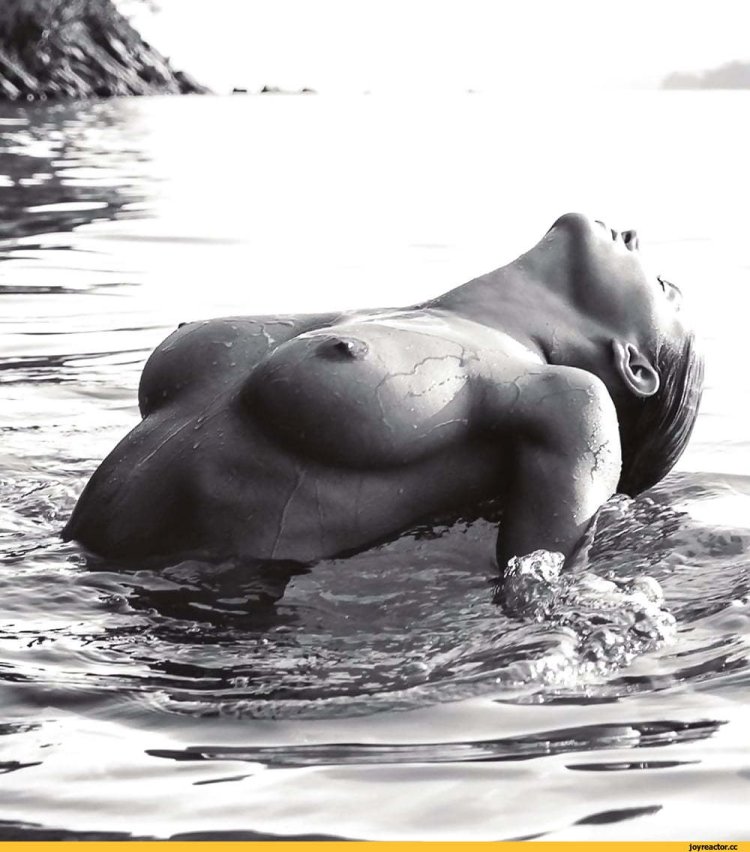 Genevieve Morton naked