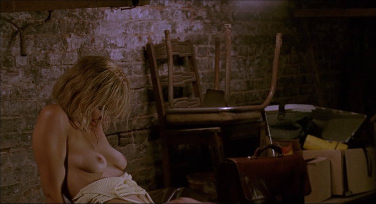 Pornstar Maggie Grace