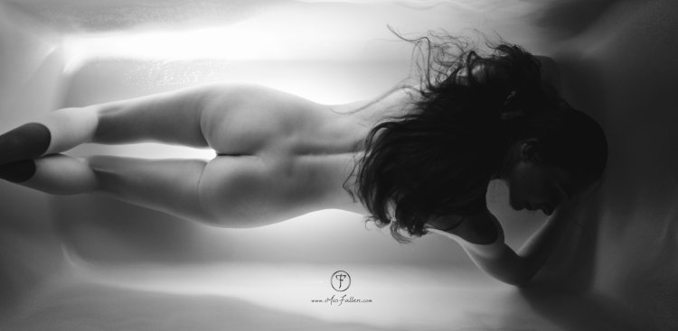 Art Nude on the verge of Sofya Raush