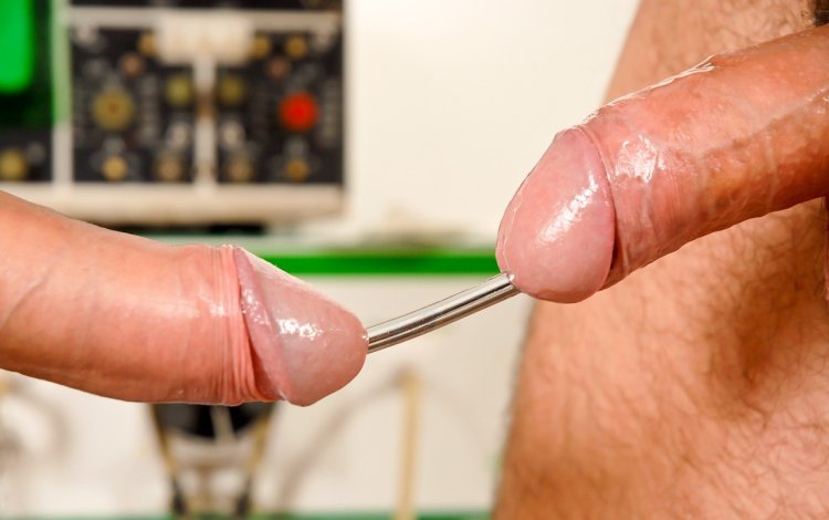 Brian Bonds Extreme Cock Sounding and Jerk