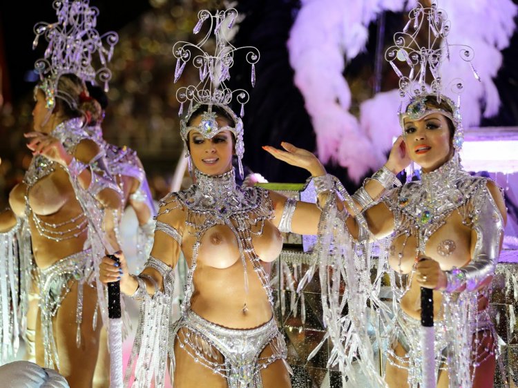 Carnival Rio in Brazil 18+orgies