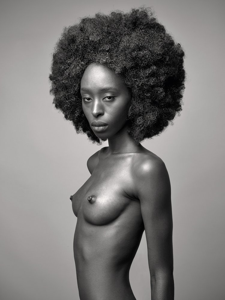 Brothers Actress Tommy Joe