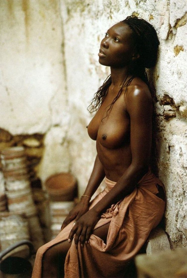Naked African women