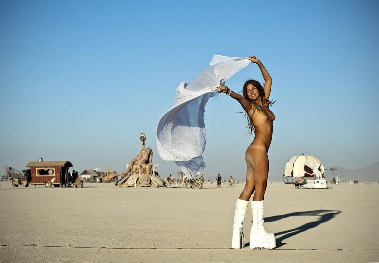 Burning man Naked mother