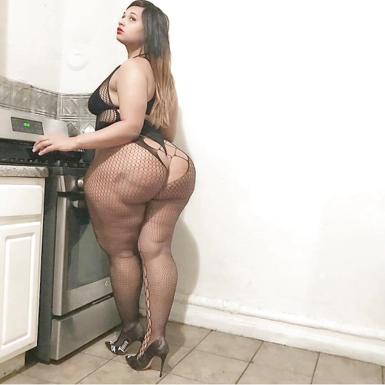 Robust BBW Legs Huge thighs